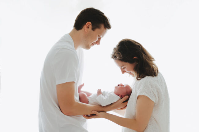 Neugeborenen Shooting zu Hause 17