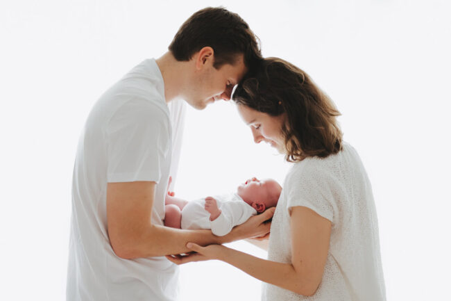 Neugeborenen Shooting zu Hause 34